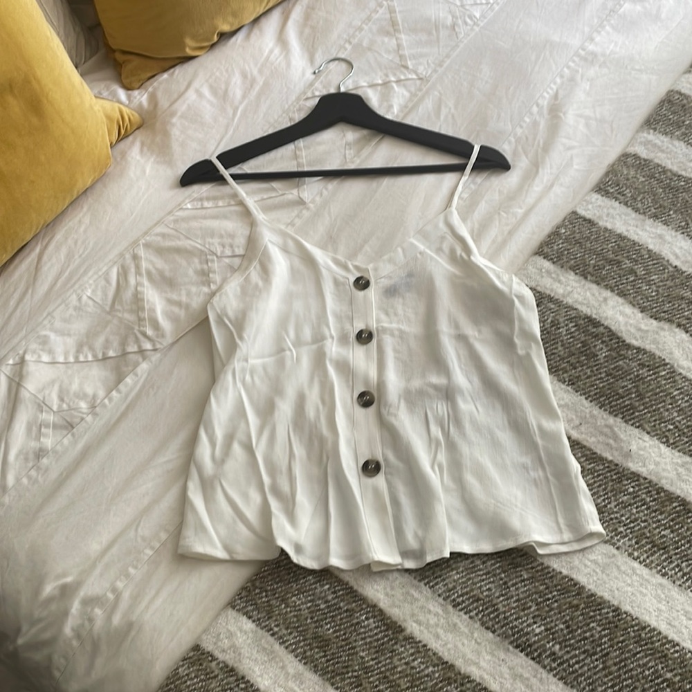 NWOT. Light weight summer tank. Perfect for layering or on its own.